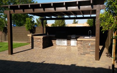 Pergola over outdoor built in grill station