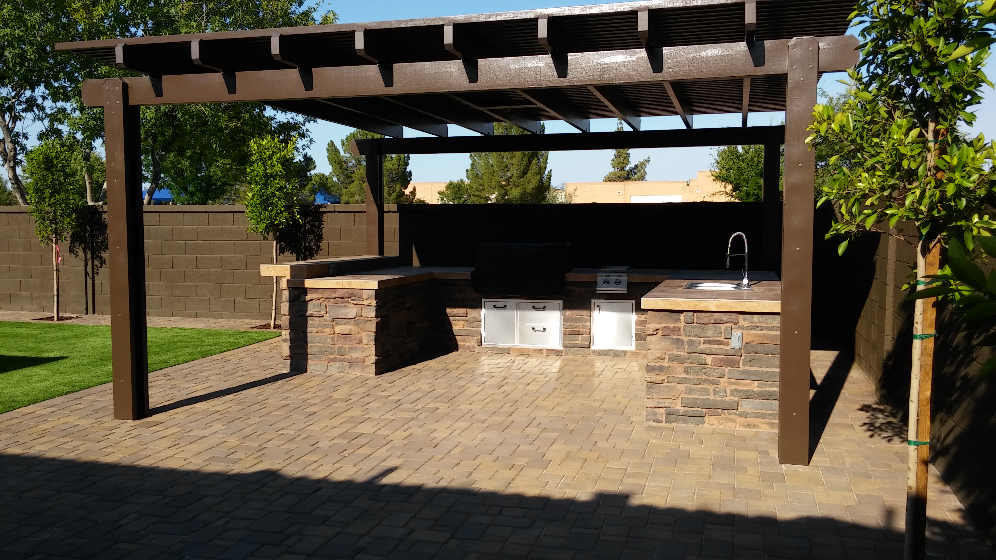 How to Choose the Right Alumawood Patio Cover for Your Home