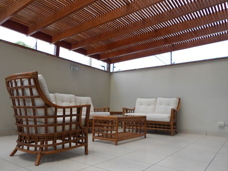 9 Factors Affecting the Cost of Louvered Roofing Systems